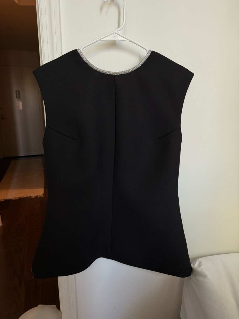 RÓHE Open Back Appliqué Top